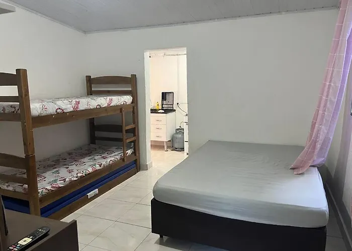 Kitnet Para Temporada Na Praia Simples