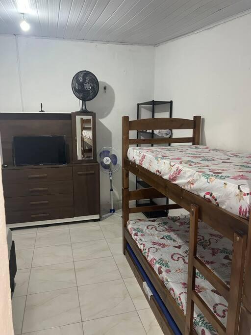 Kitnet Temporada Na Simples Holiday home