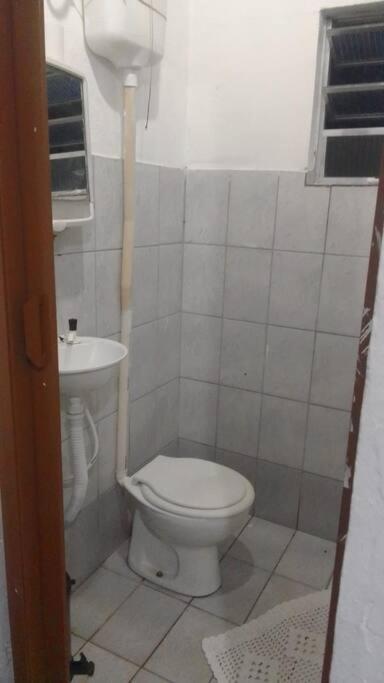Kitnet Temporada Na Simples Bertioga